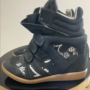 Isabel Marant Beige Suede and Hawaiian Canvas Bekett Sneaker  Isabel Marant Hawaiian Bekett High Top Wedge Sneaker main image 1